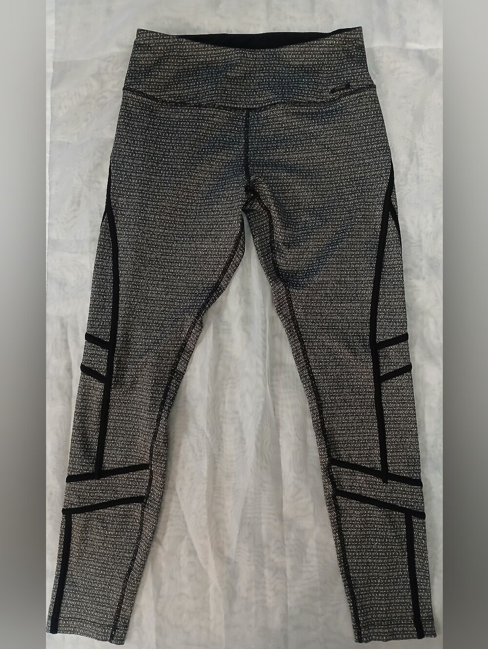 MPG Sport Premium Thick Compression Leggings with Front Stash Pocket In Grey